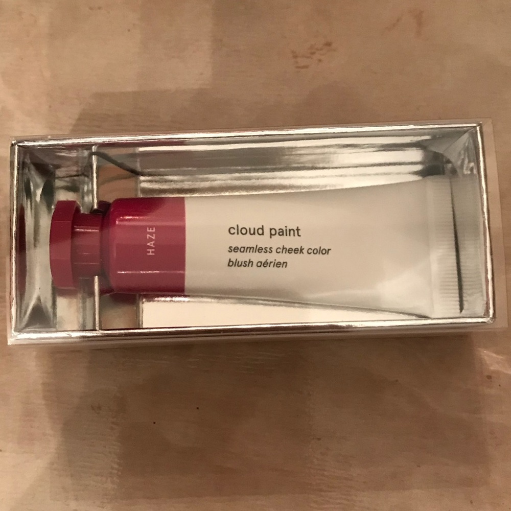 Glossier cloud paint- haze